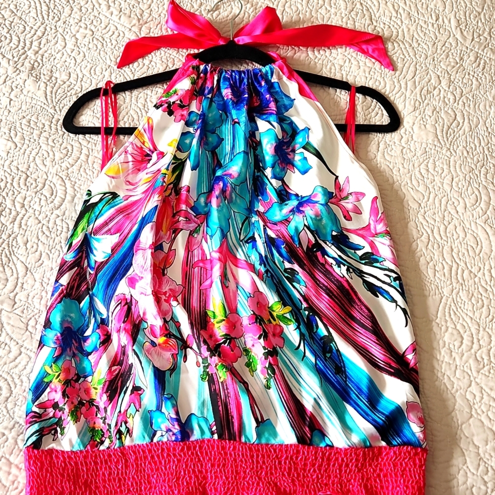 Tropical floral silk halter top. New with out tags, never worn